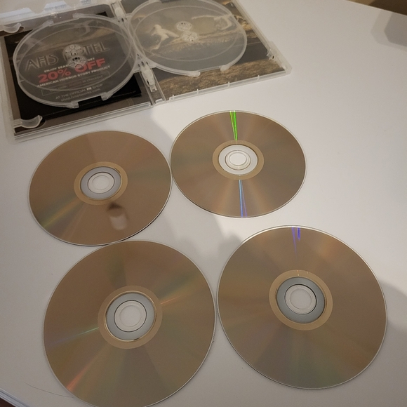 American Horror Story Season 5 Hotel DVD - Picture 7 of 8